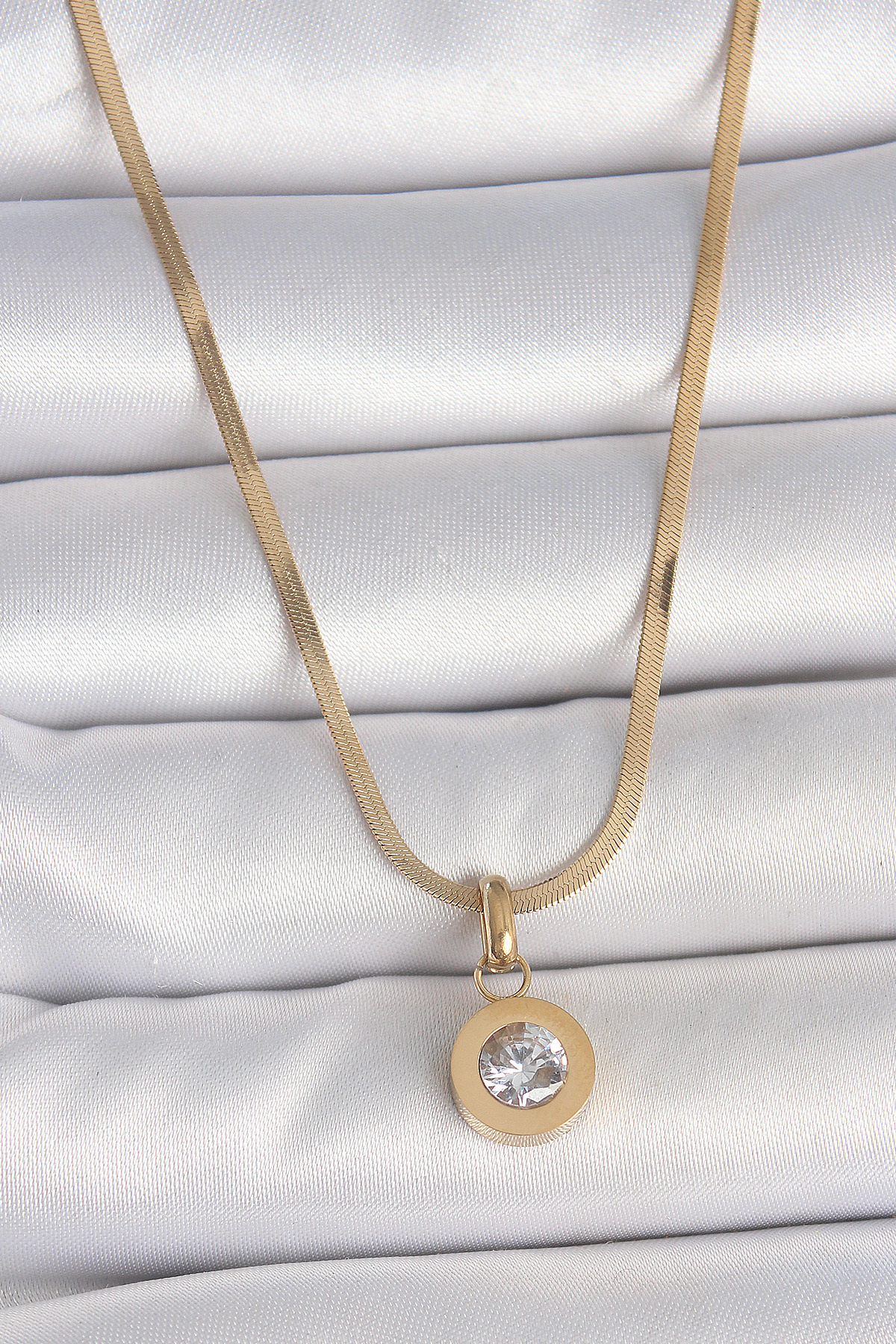 316L%20Çelik%20Gold%20Renk%20İtalyan%20Zincir%20Sallantı%20Zirkon%20Taş%20Model%20Kadın%20Kolye