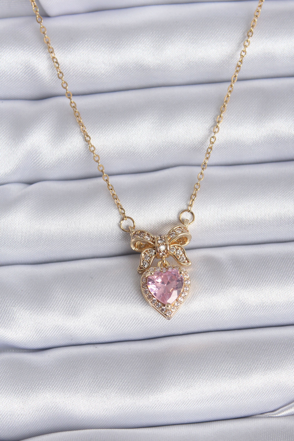 316L%20Çelik%20Gold%20Zincir%20Pembe%20Kristal%20Kalp%20Model%20Zirkon%20Taşlı%20Kurdele%20Model%20Kadın%20Kolye