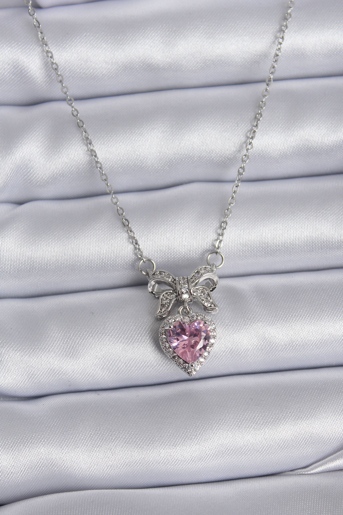 316L%20Çelik%20Gümüş%20Renk%20Zincir%20Pembe%20Kristal%20Kalp%20Zirkon%20Taşlı%20Kurdele%20Model%20Kadın%20Kolye